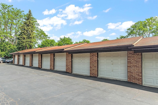 9900 Shady Ln Unit 3Ne, Orland Park, IL 60462 - view of garage