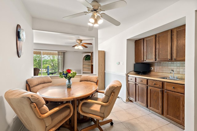 9900 Shady Ln Unit 3Ne, Orland Park, IL 60462 - dining area featuring a ceiling fan and light tile patterned flooring