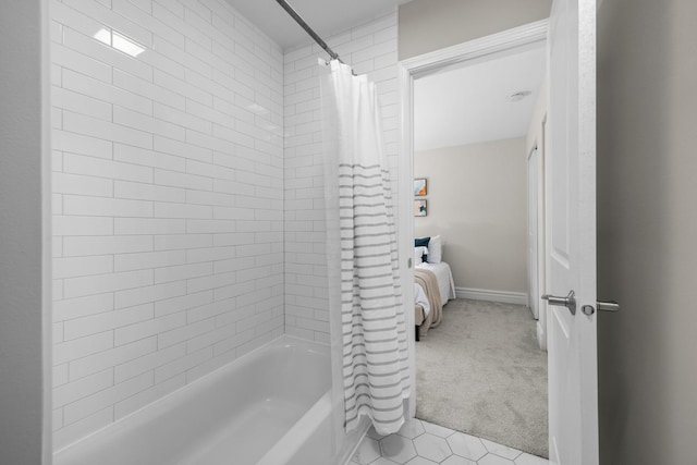 1795 Vermont Dr Unit A, Elk Grove Village, IL 60007 - ensuite bathroom with shower / bath combo with shower curtain