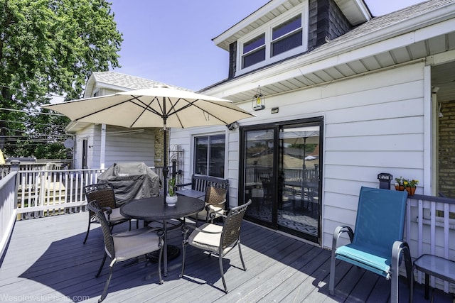 4024 N Overhill Ave, Norridge, IL 60706 - deck with outdoor dining area and grilling area