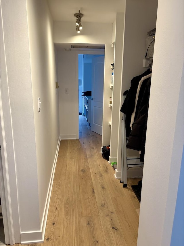 21 W Goethe St Unit 18D, Chicago, IL 60610 - hallway featuring light wood-style floors and baseboards