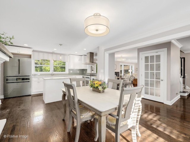 195 N Park Blvd, Glen Ellyn, IL 60137 - dining room with dark wood-style floors and recessed lighting