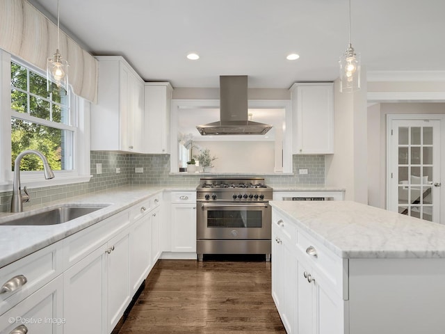 195 N Park Blvd, Glen Ellyn, IL 60137 - kitchen with high end stainless steel range oven, island exhaust hood, tasteful backsplash, white cabinetry, and recessed lighting