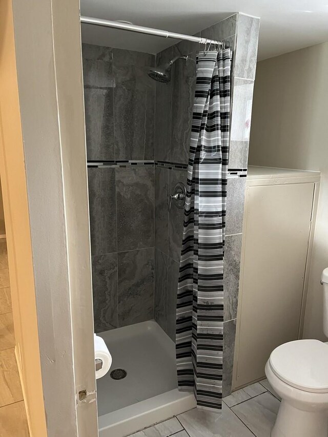 1018 E Oak Ave, La Grange Park, IL 60526 - bathroom with a stall shower and toilet