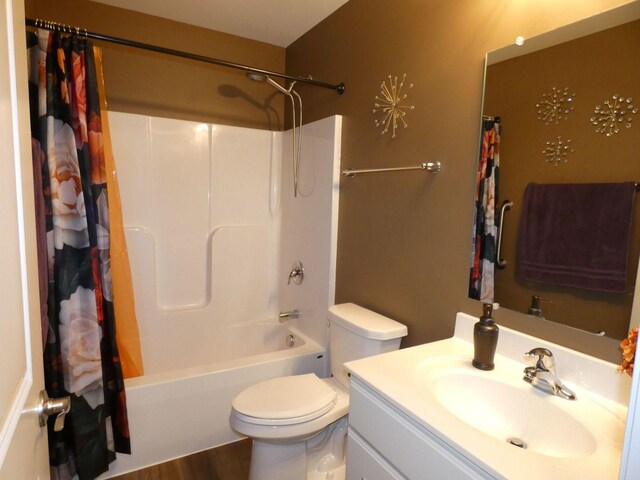 502 Silver Falls St, Joliet, IL 60431 - full bath with toilet, vanity, and shower / bath combo with shower curtain