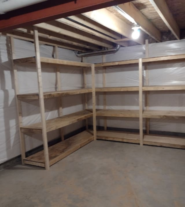 502 Silver Falls St, Joliet, IL 60431 - view of storage area