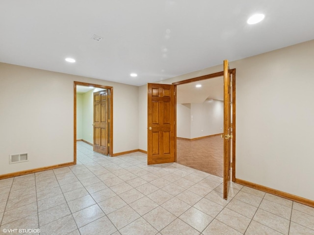 1520 Grant St, Schaumburg, IL 60193 - empty room with recessed lighting and baseboards