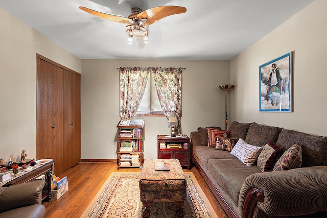 17007 Westwood Ct, Orland Hills, IL 60487 - living area with light wood-style floors and ceiling fan