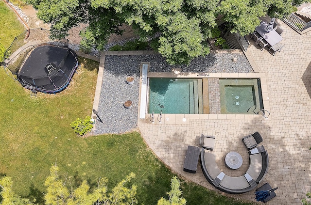 2500 Wahoo Ct, Morris, IL 60450 - view from above of property with a pool