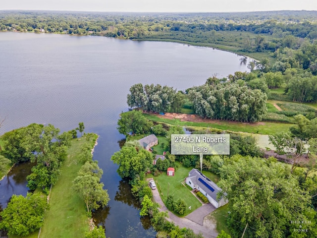 27405 N Roberts Ln, Island Lake, IL 60042 - aerial view of property and surrounding area featuring a large body of water and a heavily wooded area