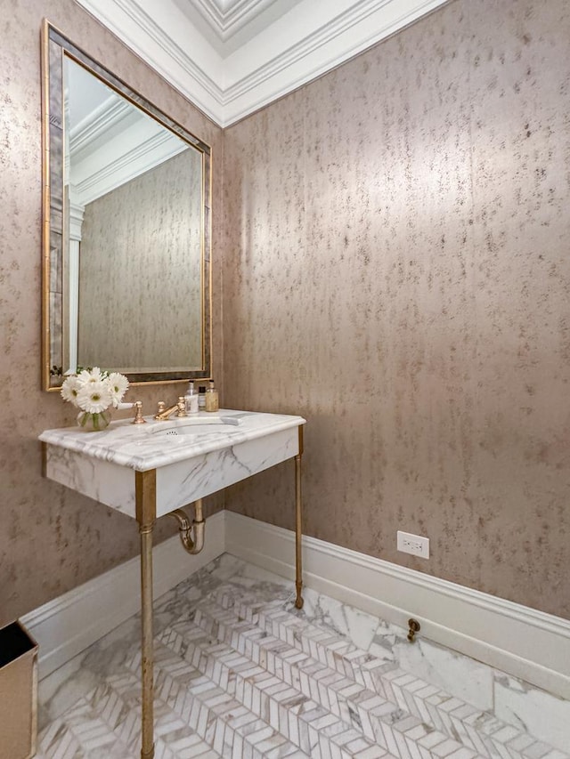2123 N Bissell St, Chicago, IL 60614 - bathroom featuring wallpapered walls