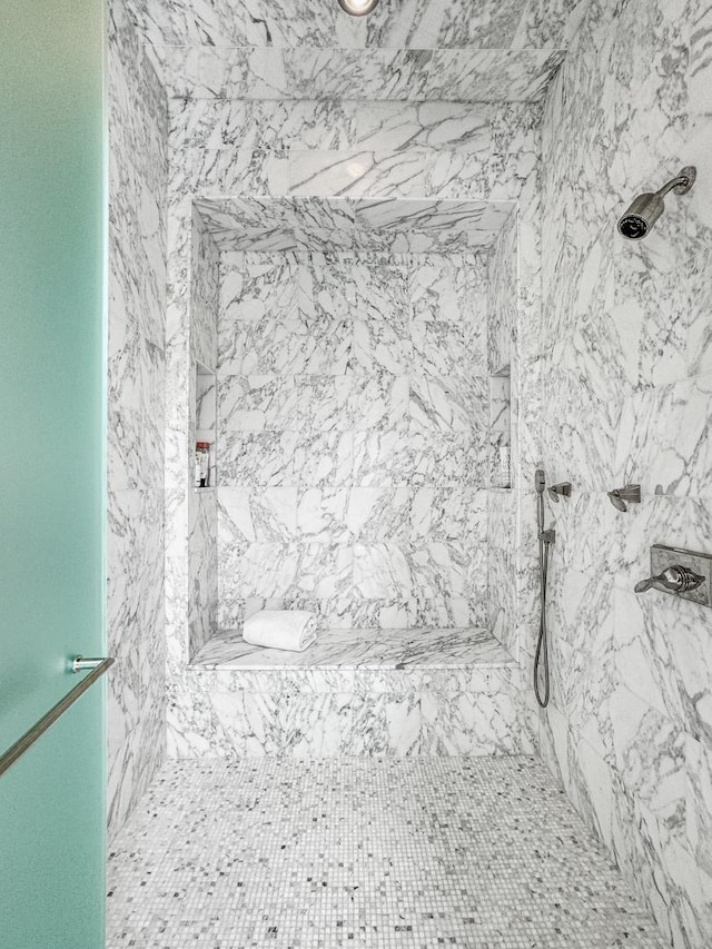 2123 N Bissell St, Chicago, IL 60614 - full bath featuring a marble finish shower
