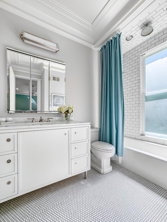 2123 N Bissell St, Chicago, IL 60614 - bathroom with toilet, vanity, shower / bath combo with shower curtain, and ornamental molding