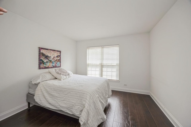 513 Citadel Cir, Westmont, IL 60559 - bedroom with baseboards and hardwood / wood-style floors