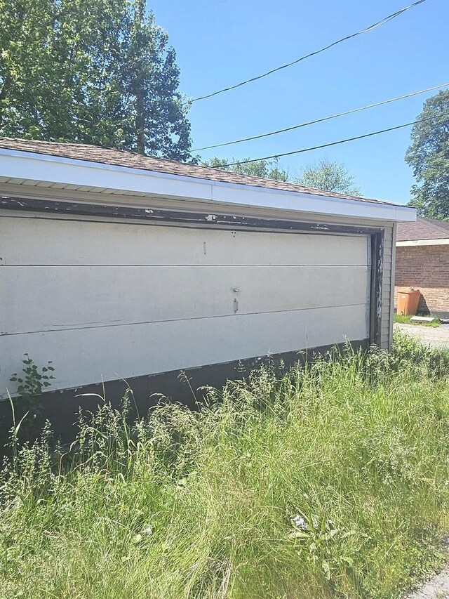 15210 Evers St, Dolton, IL 60419 - view of garage