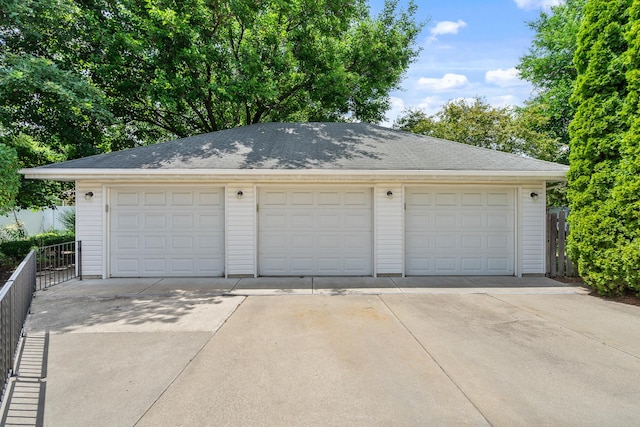 371 Whiteside Dr, Joliet, IL 60435 - photo 2