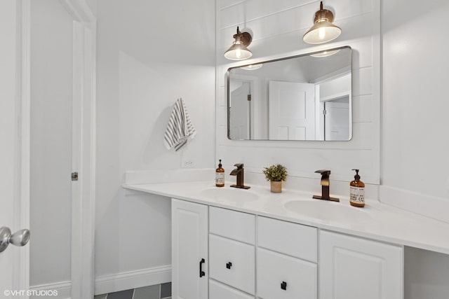 6N142 Riverside Dr, Saint Charles, IL 60175 - bathroom featuring double vanity