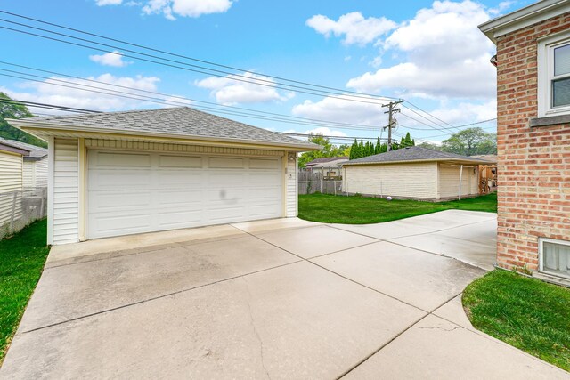 10021 Cook Ave, Oak Lawn, IL 60453 - view of detached garage