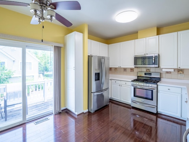 1052 Mayfield Dr, Glendale Heights, IL 60139 - photo 14