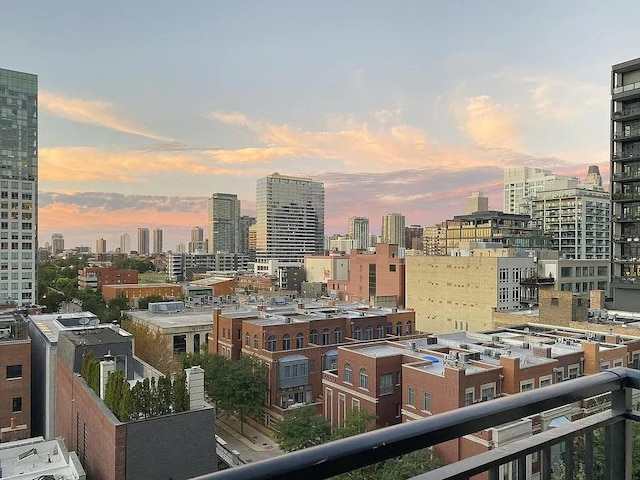 451 W Huron St Unit 905, Chicago, IL 60654 - view of city skyline