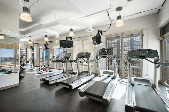 2 E Erie St Unit 2114, Chicago, IL 60611 - view of gym