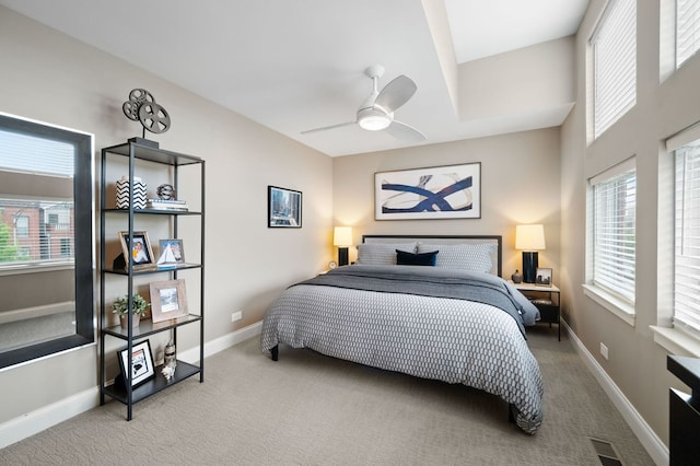 2757 N Wayne Ave Unit E, Chicago, IL 60614 - carpeted bedroom featuring baseboards and a ceiling fan