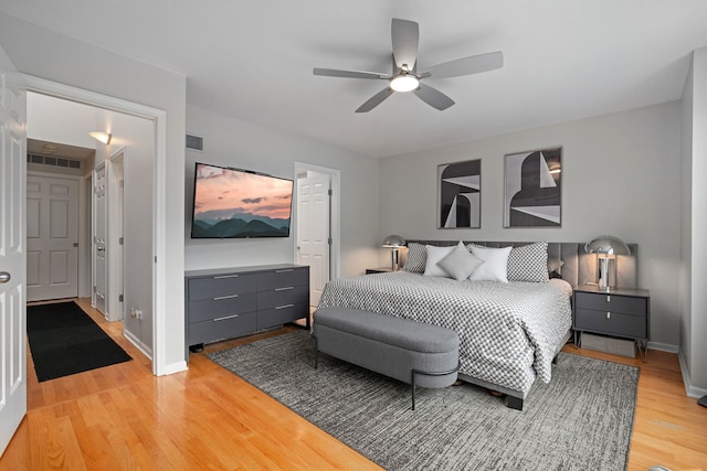 5844 N Hermitage Ave Unit B, Chicago, IL 60660 - bedroom with light wood-type flooring and ceiling fan
