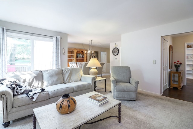 1149 Wheaton Oaks Dr Unit 0, Wheaton, IL 60187 - carpeted living room featuring baseboards