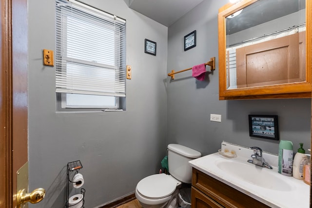 8122 S Evans Ave, Chicago, IL 60619 - bathroom with toilet, vanity, and curtained shower