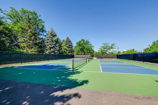 15 Open Pkwy N, Hawthorn Woods, IL 60047 - view of tennis court with community basketball court