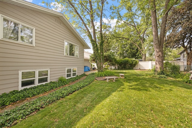 5927 Sherman Dr, Woodridge, IL 60517 - view of yard