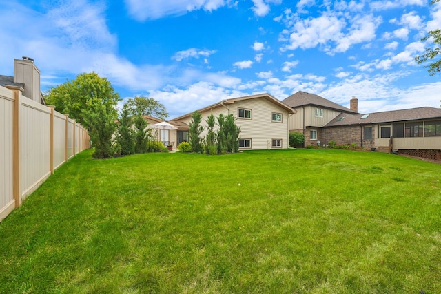 773 Farnham Ln, Wheaton, IL 60189 - view of yard with a sunroom