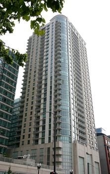 125 S Jefferson St Unit P106, Chicago, IL 60661