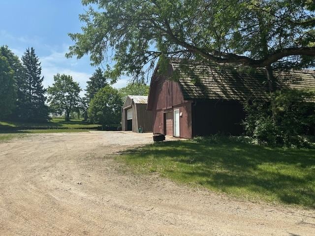 27125 N Williams Park Rd N, Wauconda, IL 60084 - view of outbuilding featuring dirt driveway