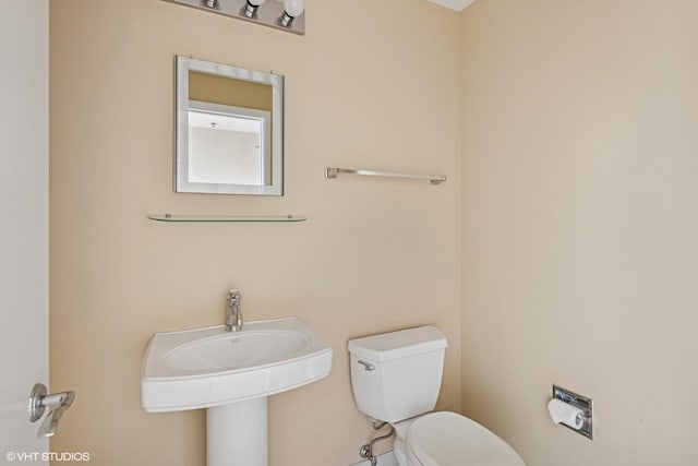 77 S Evergreen Ave Unit 707, Arlington Heights, IL 60005 - half bath with toilet