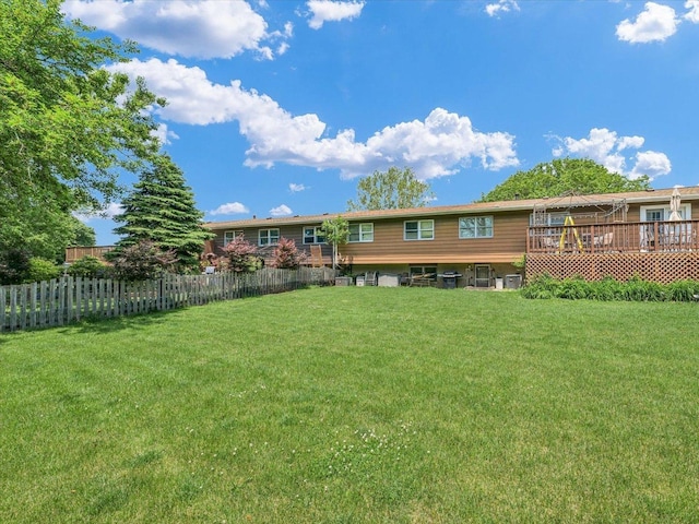 1518 Golfview Rd Unit 1, Rantoul, IL 61866 - view of yard featuring a deck