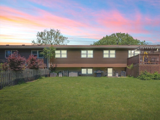 1518 Golfview Rd Unit 1, Rantoul, IL 61866 - view of back of property at dusk