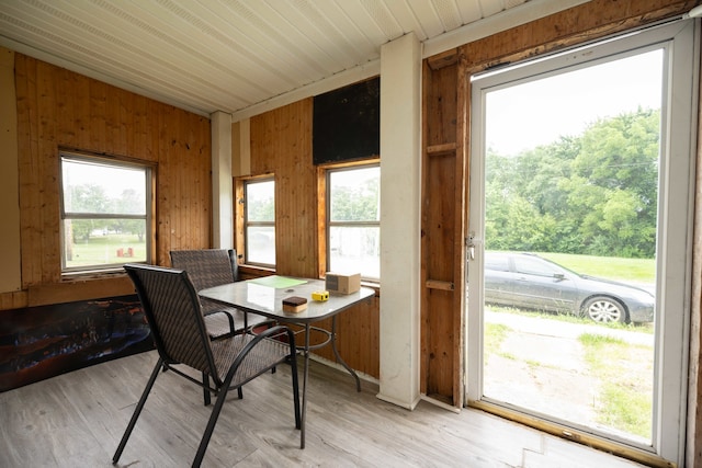 602 S Elm St, Villa Grove, IL 61956 - view of sunroom