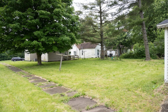 602 S Elm St, Villa Grove, IL 61956 - view of green lawn