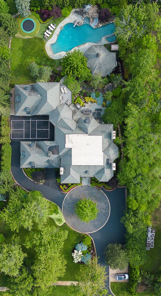 15W120 60th St, Burr Ridge, IL 60527 - aerial view of property and surrounding area featuring a pool