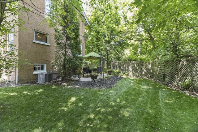 2353 Ridge Ave, Evanston, IL 60201 - photo 32