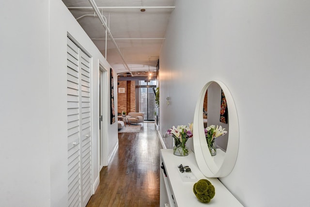 1322 S Wabash Ave Unit 407, Chicago, IL 60605 - corridor featuring dark wood-style floors