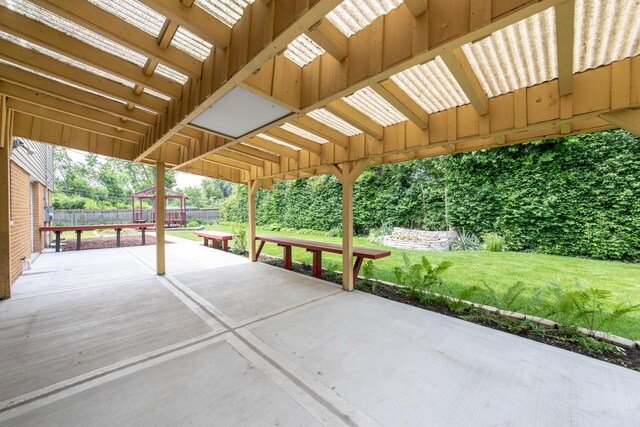 1504 Pfingsten Rd, Glenview, IL 60025 - fenced backyard with a patio