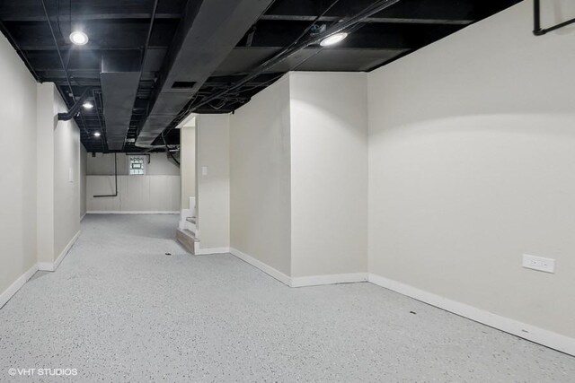 10663 S Champlain Ave, Chicago, IL 60628 - photo 14