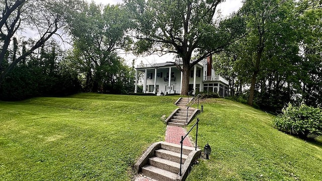 644 Genesee Ave, Morrison, IL 61270 - view of front of property with a front lawn and stairway