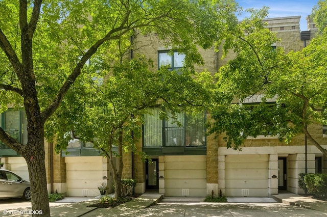 1616 N Mohawk St, Chicago, IL 60614 - photo 1