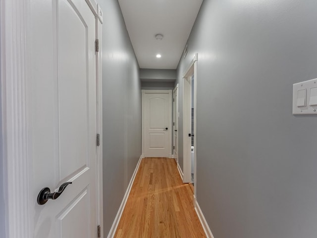 5717 N Kimball Ave Unit 2N, Chicago, IL 60659 - corridor featuring light wood-style flooring, baseboards, and recessed lighting