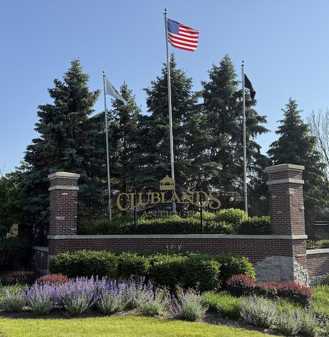 978 Forestview Way, Antioch, IL 60002 - view of community / neighborhood sign