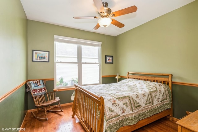 978 Forestview Way, Antioch, IL 60002 - bedroom with wood finished floors and ceiling fan
