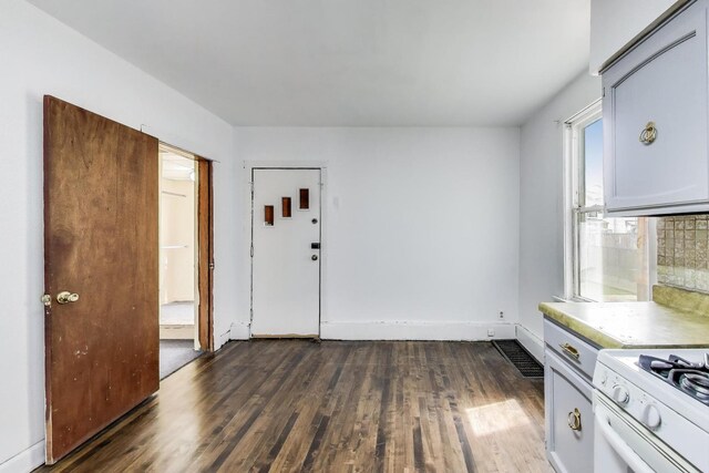 4229 N Kedzie Ave, Chicago, IL 60618 - photo 8